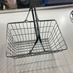 Mini metal shopping basket